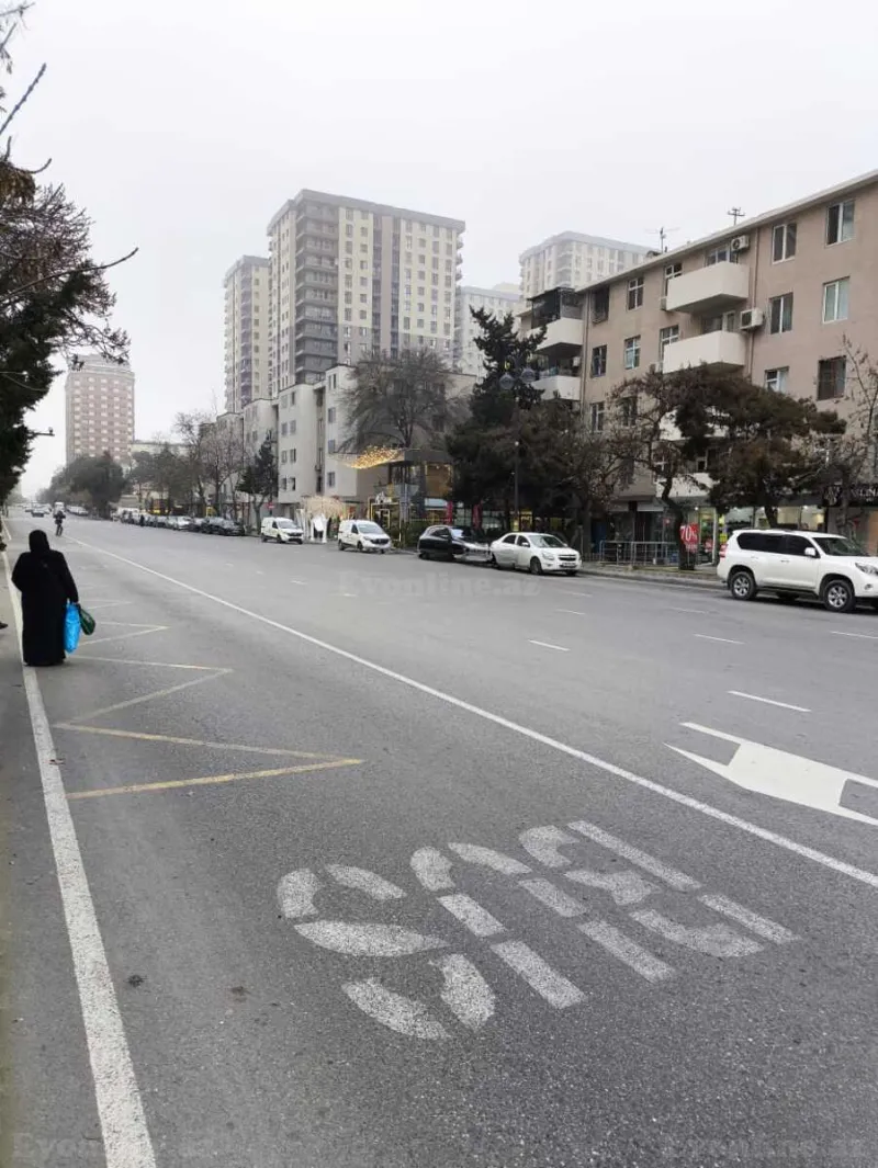 Satılır 2 otaqlı Mənzil Köhnə tikili 48 m² Nəsimi r. - şəkil 3