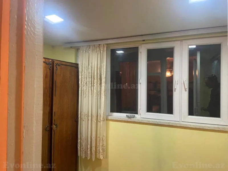 Kirayə verilir 1 otaqlı Mənzil Köhnə tikili 35 m² Qara Qarayev m. - şəkil 3