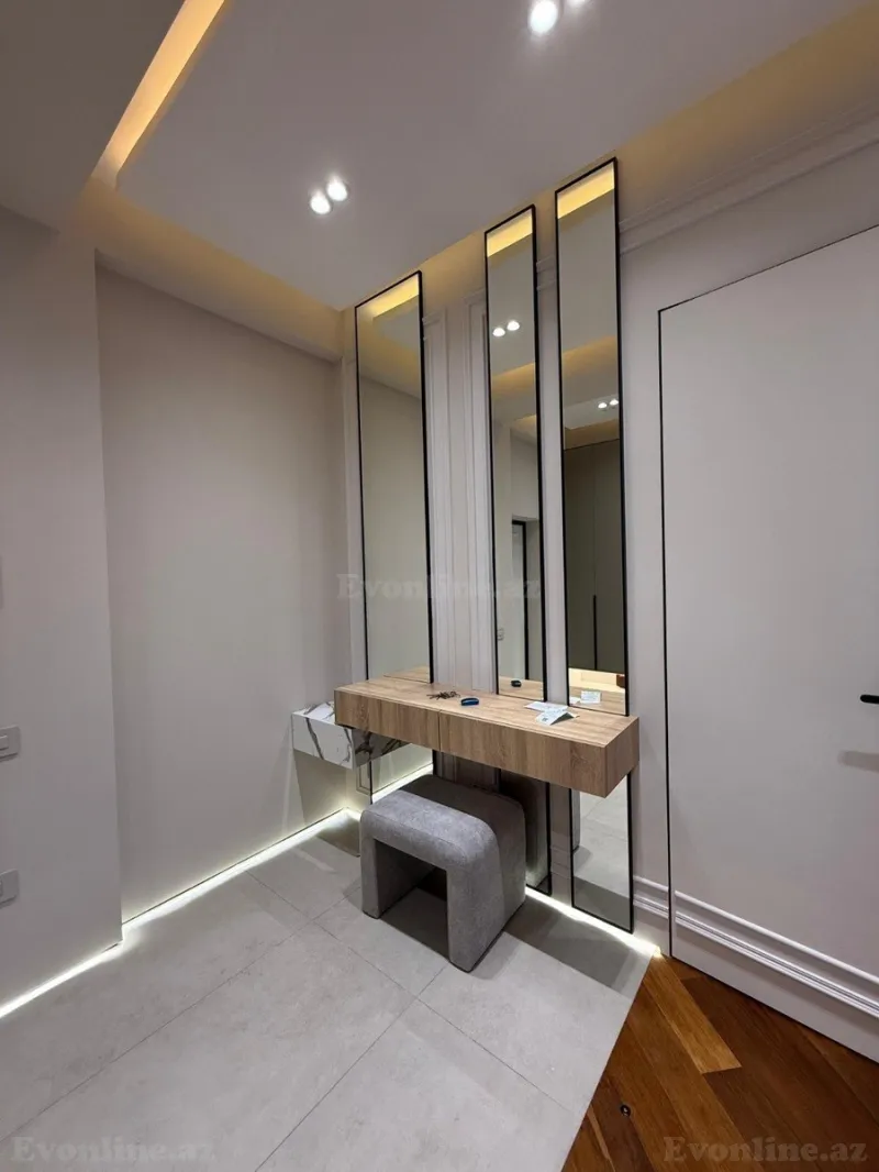 Kirayə verilir 4 otaqlı Mənzil Yeni tikili 220 m² Nəsimi r. - şəkil 18