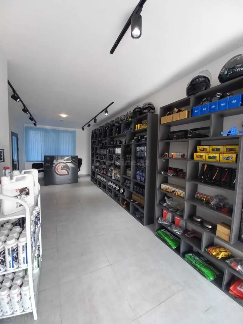 Satılır Obyekt 53 m² 8 Noyabr m. - şəkil 2