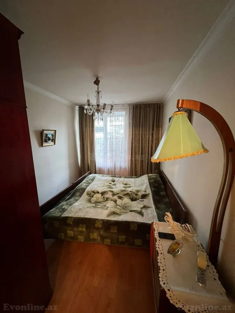 Satılır 2 otaqlı Mənzil Köhnə tikili 42 m² Nəsimi r. - şəkil 2