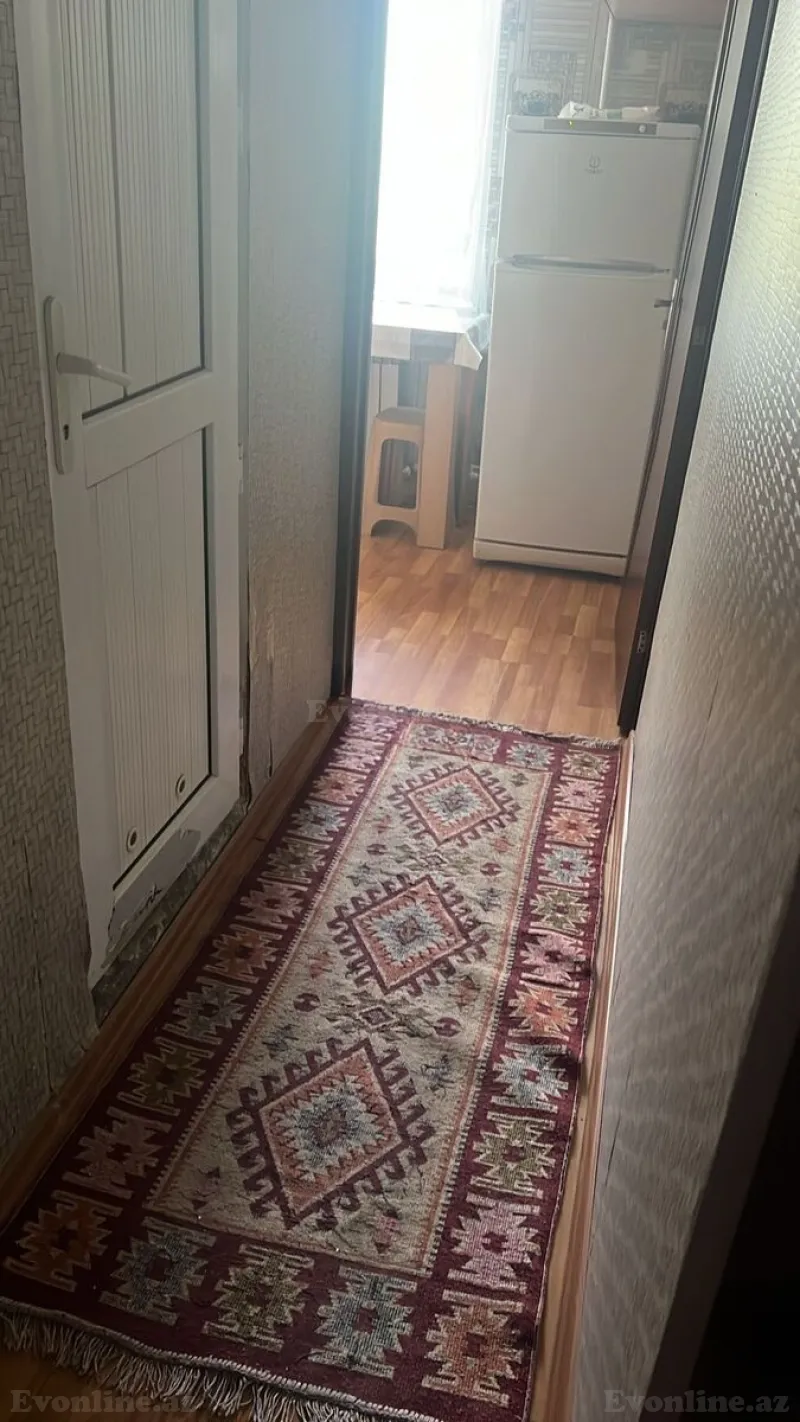 Kirayə verilir 2 otaqlı Mənzil Köhnə tikili 40 m² Nərimanov r. - şəkil 3