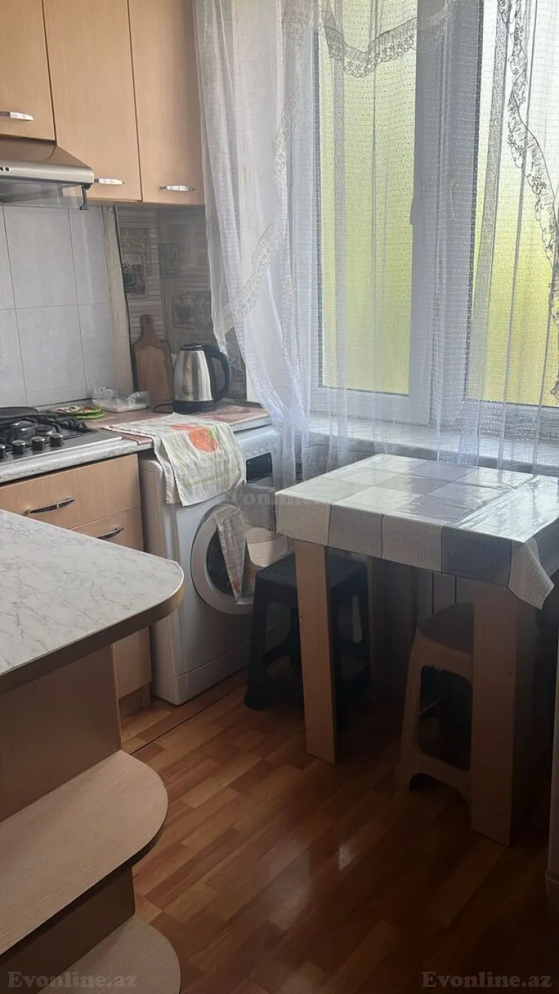 Kirayə verilir 2 otaqlı Mənzil Köhnə tikili 40 m² Nərimanov r. - şəkil 4