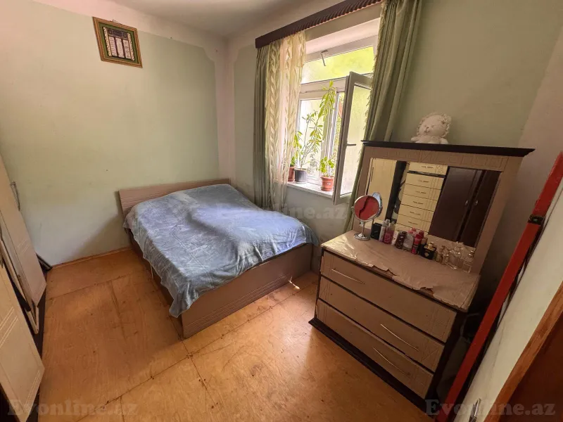 Kirayə verilir 2 otaqlı Mənzil Köhnə tikili 47 m² Neftçilər m. - şəkil 4