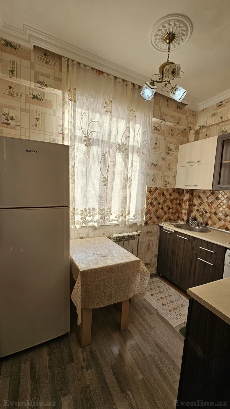 Kirayə verilir 2 otaqlı Mənzil Köhnə tikili 60 m² Xalqlar Dostluğu m. - şəkil 10