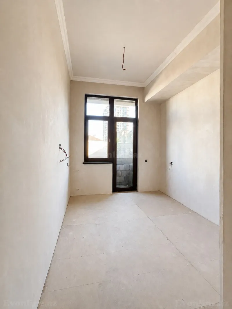 Satılır 2 otaqlı Mənzil Yeni tikili 62 m² İnşaatçılar m. - şəkil 2