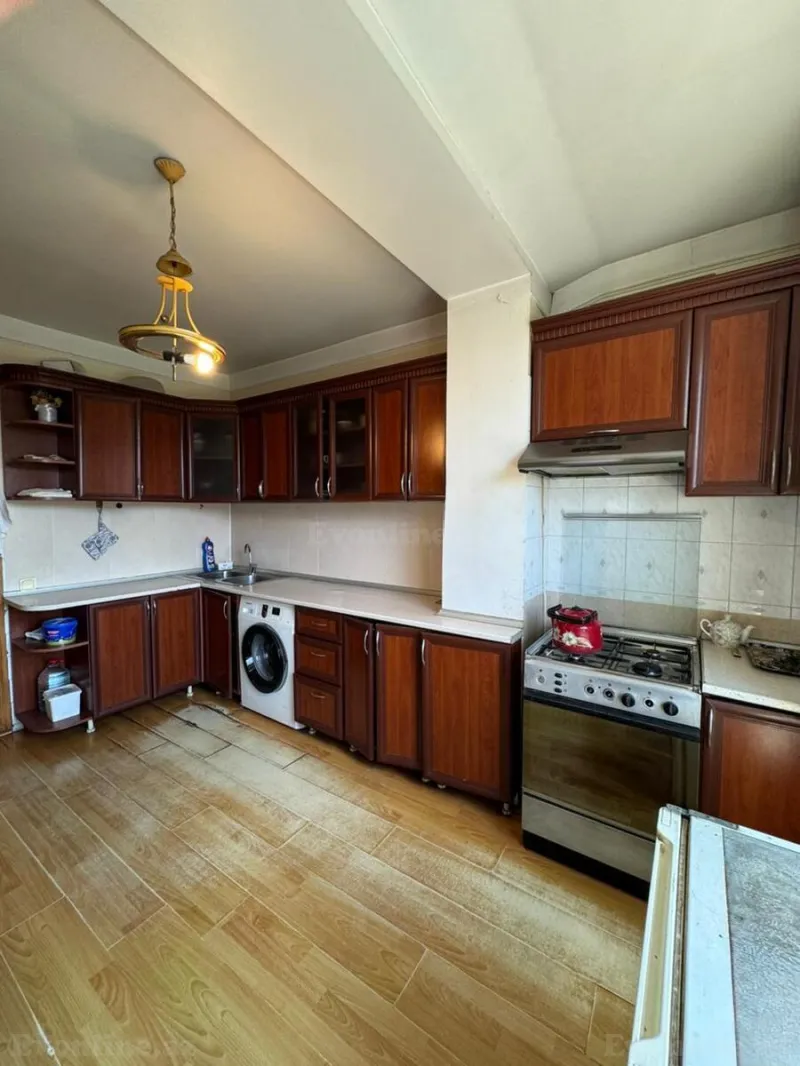 Satılır 4 otaqlı Mənzil Köhnə tikili 110 m² Memar Əcəmi m. - şəkil 4