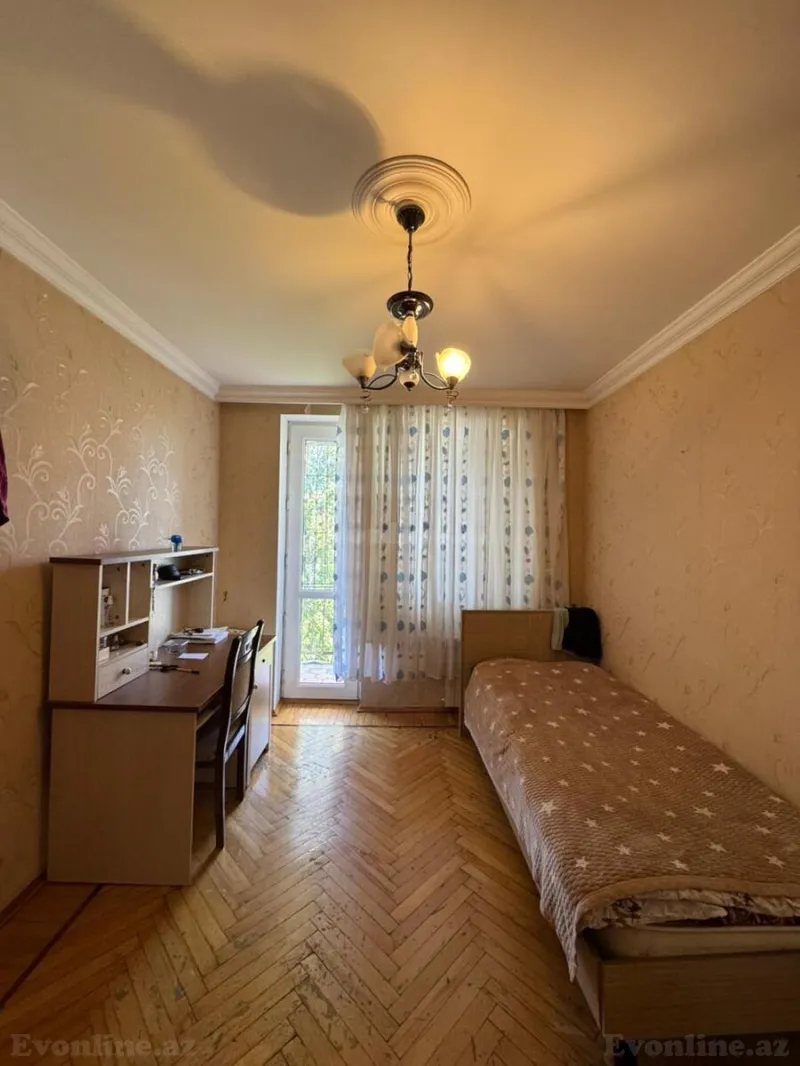 Satılır 4 otaqlı Mənzil Köhnə tikili 110 m² Memar Əcəmi m. - şəkil 11