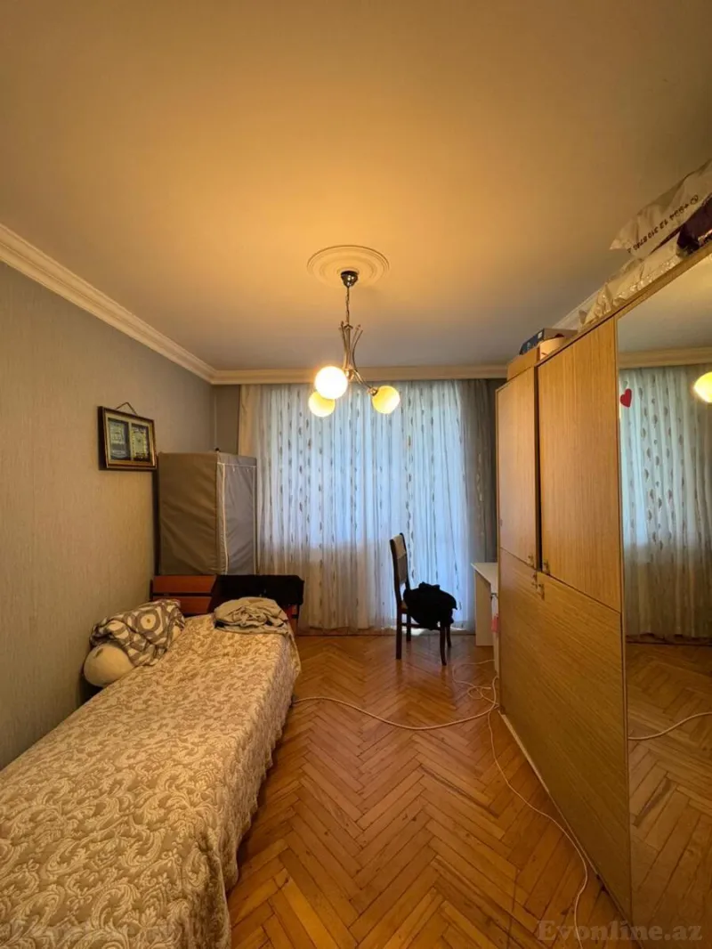 Satılır 4 otaqlı Mənzil Köhnə tikili 110 m² Memar Əcəmi m. - şəkil 12