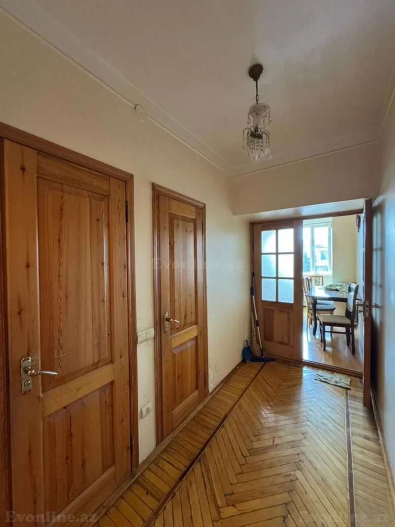 Satılır 4 otaqlı Mənzil Köhnə tikili 110 m² Memar Əcəmi m. - şəkil 14