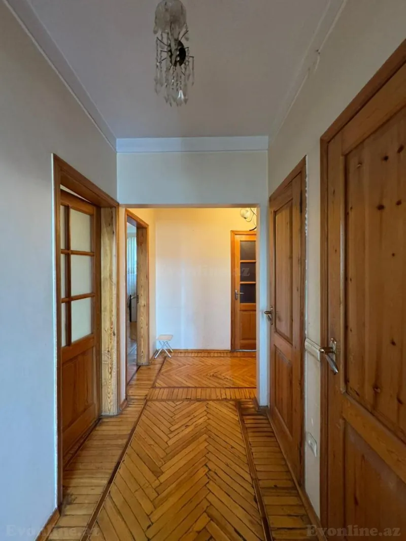 Satılır 4 otaqlı Mənzil Köhnə tikili 110 m² Memar Əcəmi m. - şəkil 17