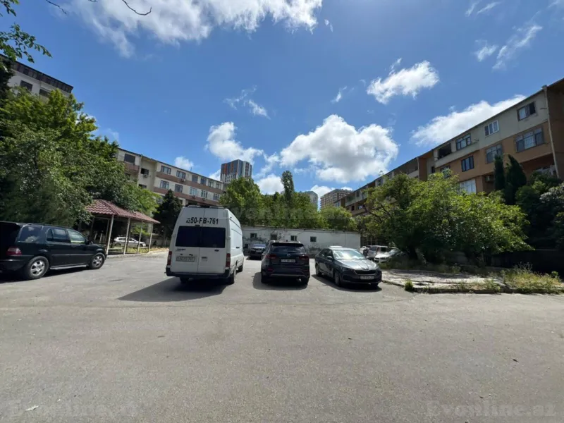 Satılır 4 otaqlı Mənzil Köhnə tikili 110 m² Memar Əcəmi m. - şəkil 20