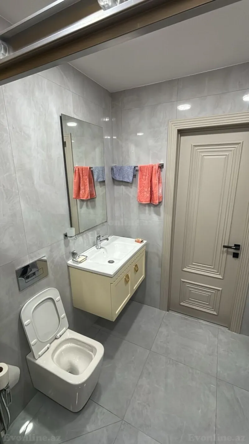 Kirayə verilir 2 otaqlı Mənzil Yeni tikili 70 m² Qara Qarayev m. - şəkil 12