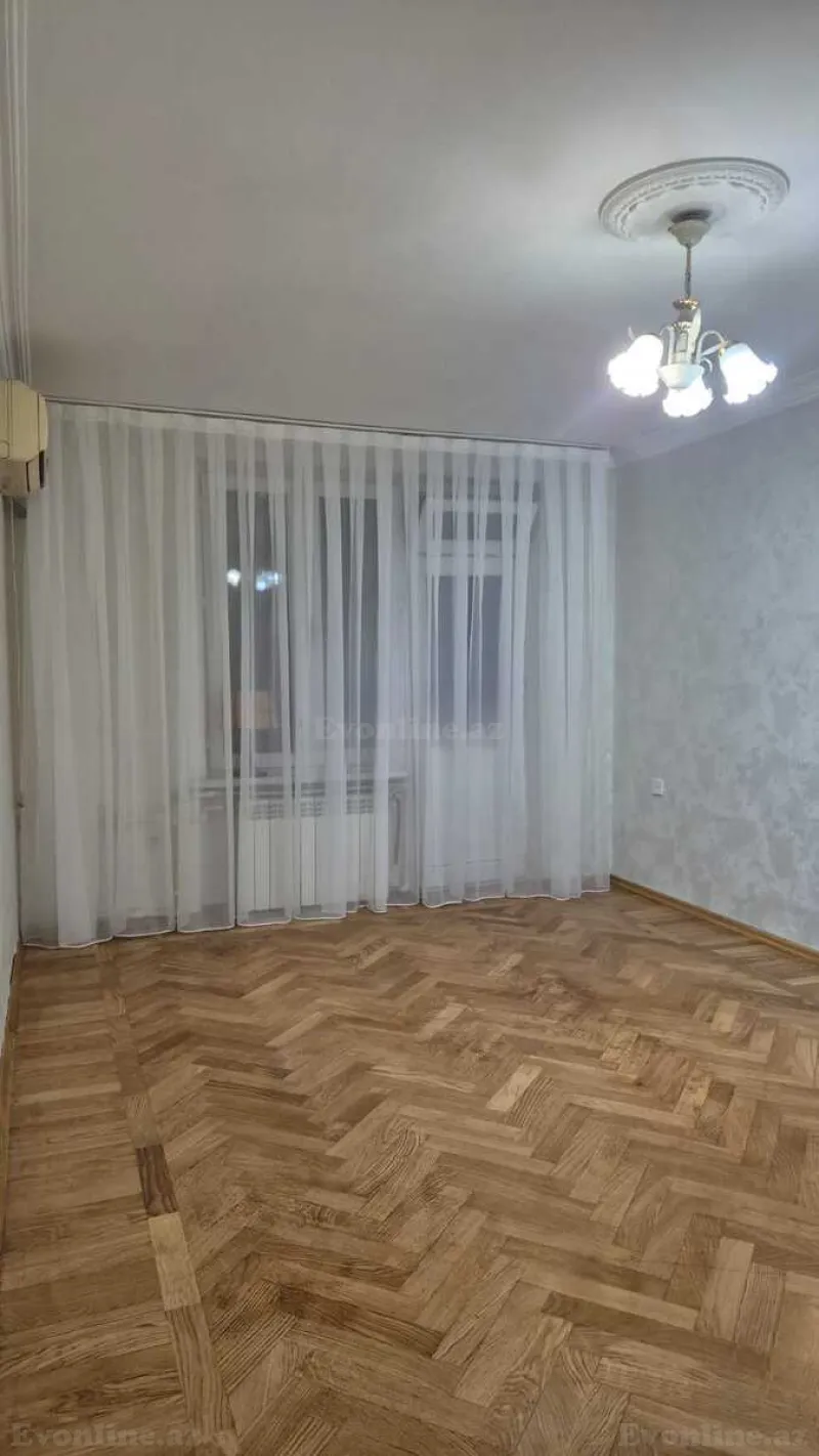 Satılır 1 otaqlı Mənzil Köhnə tikili 35 m² Elmlər Akademiyası m. - şəkil 3