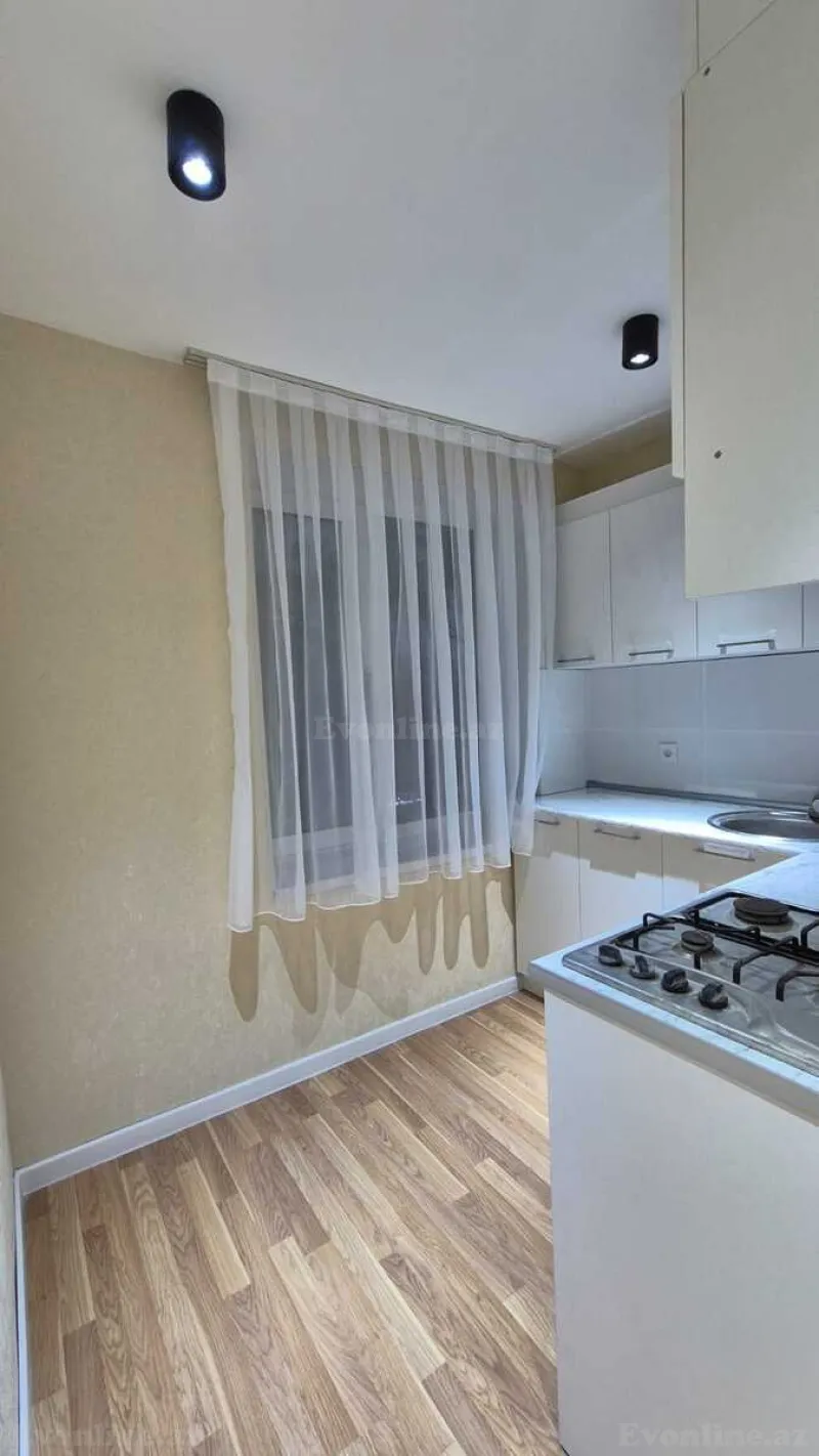 Satılır 1 otaqlı Mənzil Köhnə tikili 35 m² Elmlər Akademiyası m. - şəkil 10