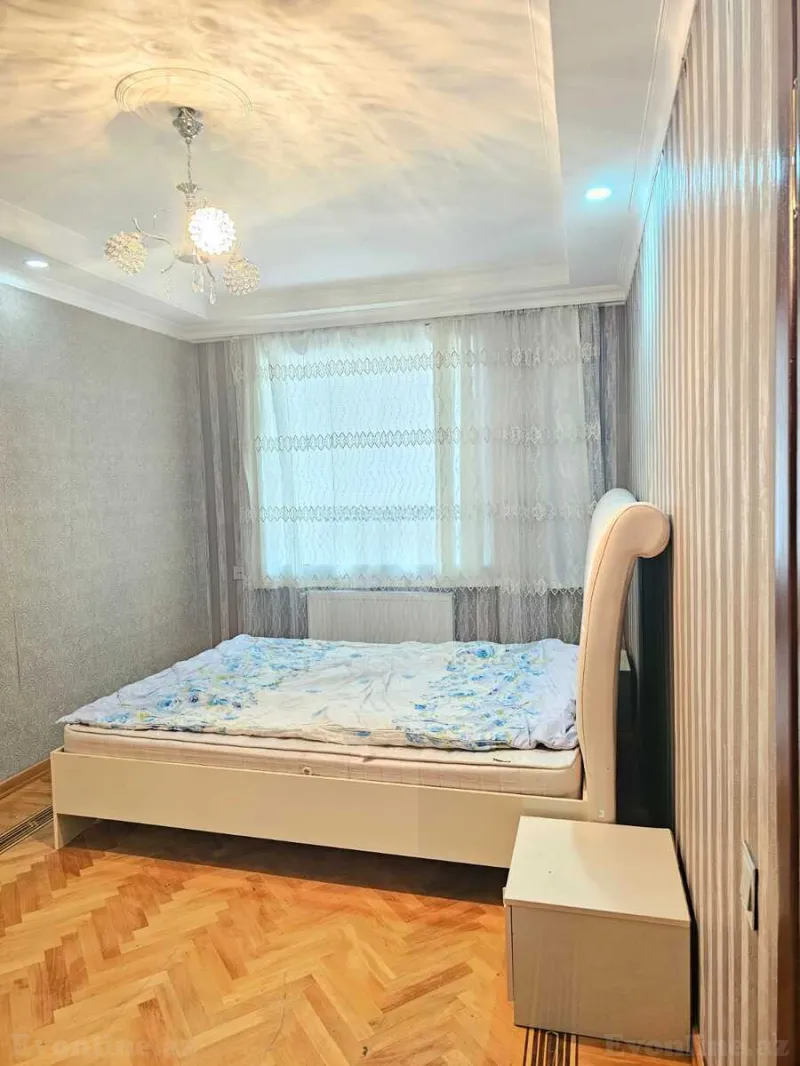 Kirayə verilir 3 otaqlı Mənzil Köhnə tikili 89 m² Nərimanov r. - şəkil 5