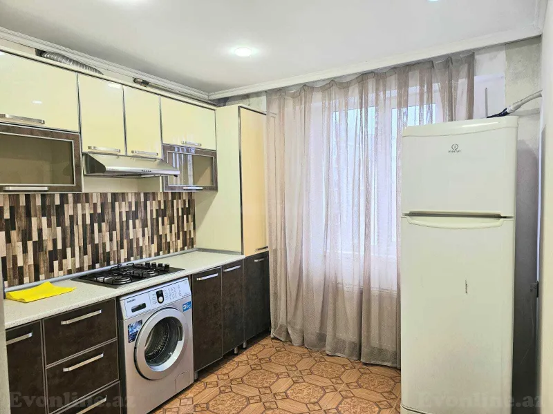 Kirayə verilir 3 otaqlı Mənzil Köhnə tikili 89 m² Nərimanov r. - şəkil 7