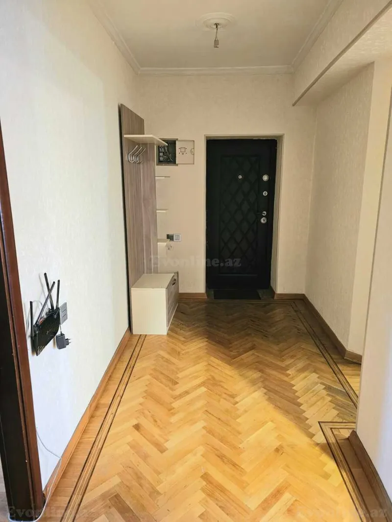 Kirayə verilir 3 otaqlı Mənzil Köhnə tikili 89 m² Nərimanov r. - şəkil 9