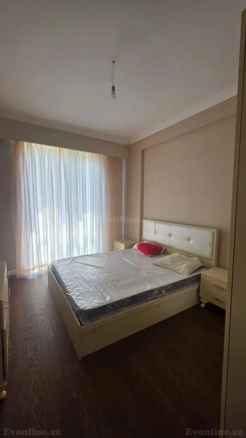 Kirayə verilir 3 otaqlı Mənzil Yeni tikili 78 m² İnşaatçılar m. - şəkil 6