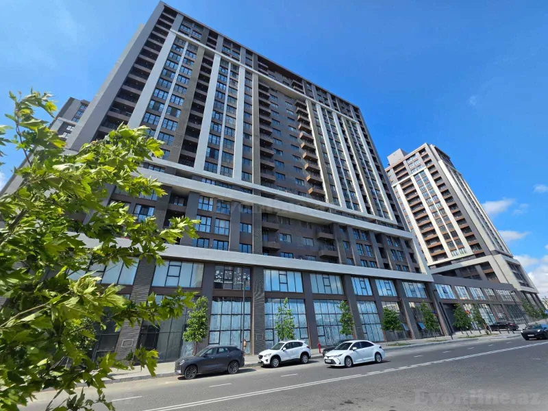 3 otaqlı Mənzil 171.2 m² Xətai r. Satılır