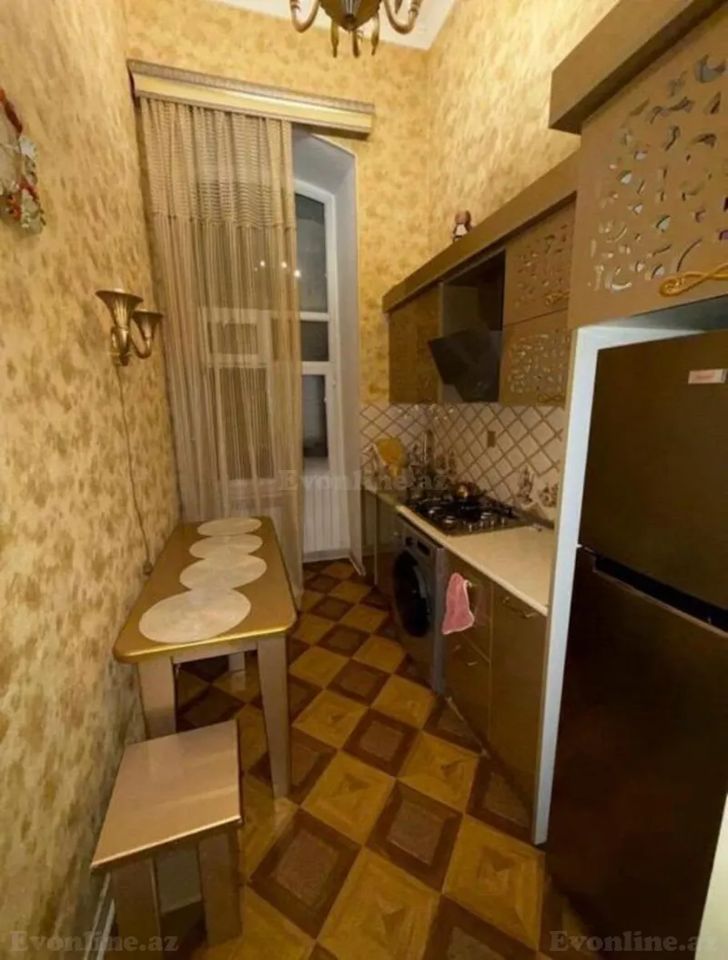 Kirayə verilir 2 otaqlı Mənzil Köhnə tikili 70 m² Sahil m. - şəkil 11