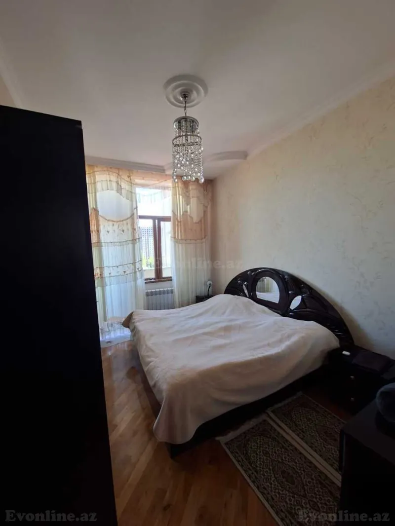 Satılır 3 otaqlı Mənzil Yeni tikili 90 m² İnşaatçılar m. - şəkil 5