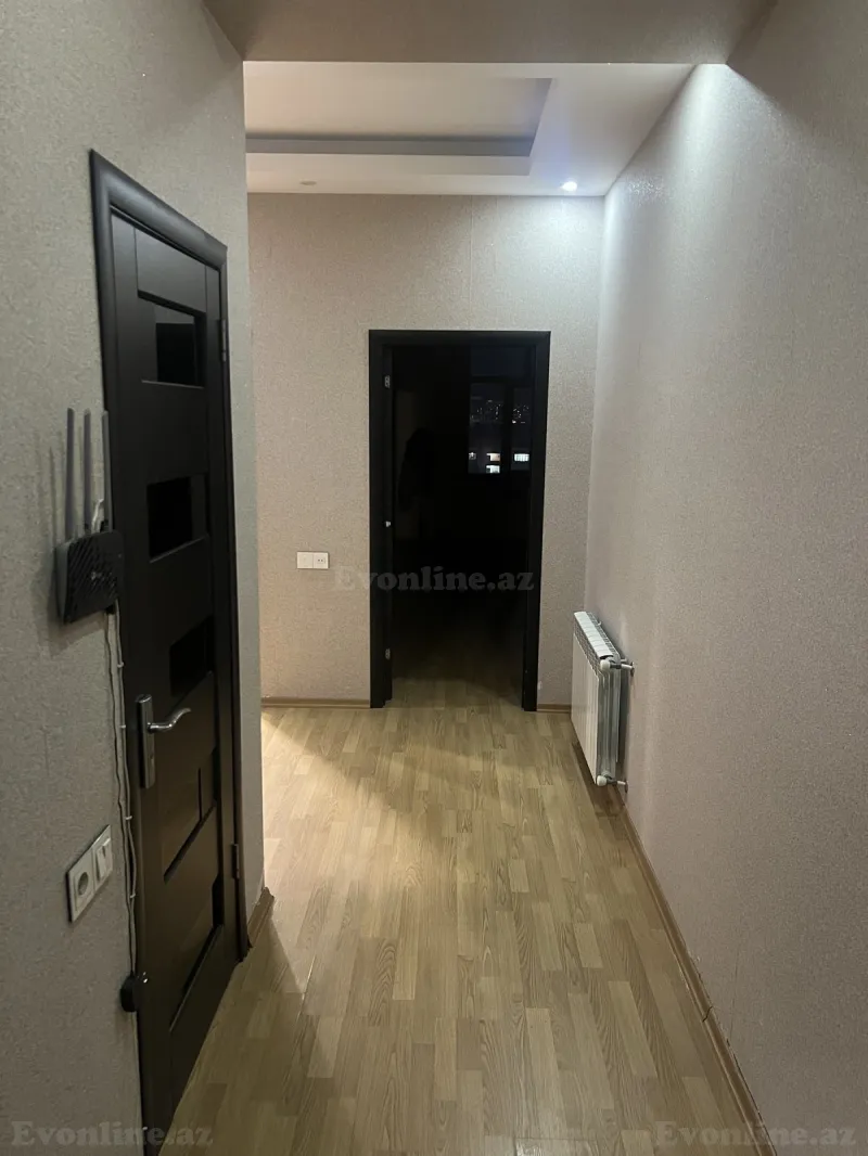 2 otaqlı Mənzil 70 m² Neftçilər m. Kirayə verilir