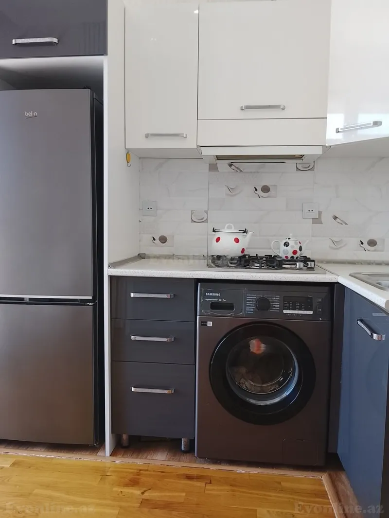 Satılır 3 otaqlı Mənzil Yeni tikili 70 m² Neftçilər m. - şəkil 3