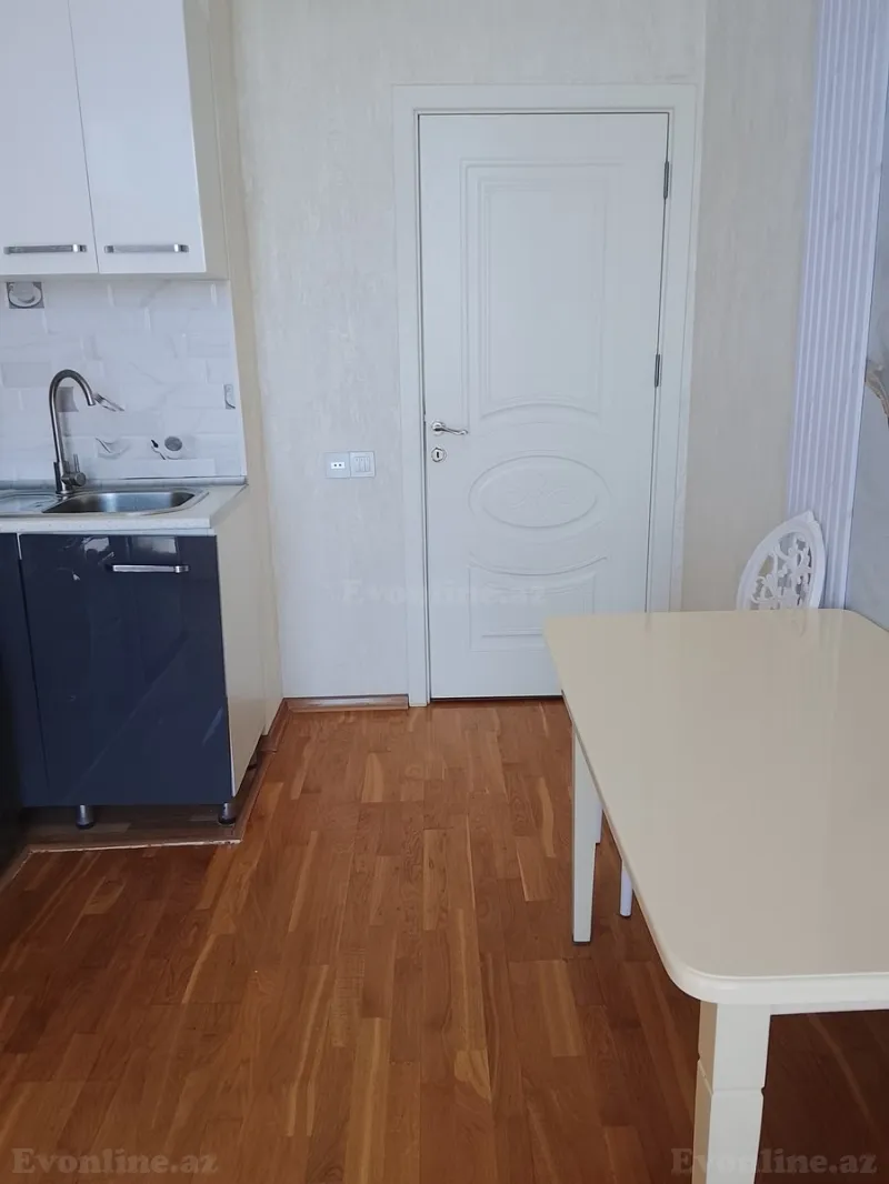 Satılır 3 otaqlı Mənzil Yeni tikili 70 m² Neftçilər m. - şəkil 4
