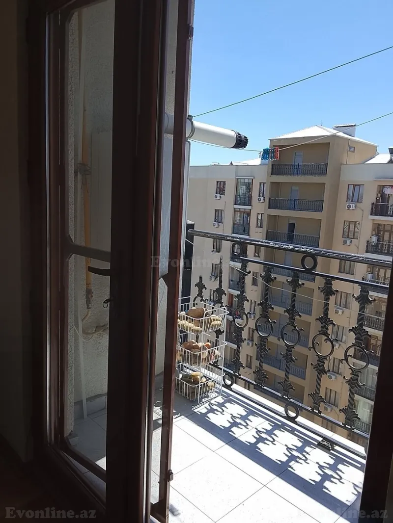 Satılır 3 otaqlı Mənzil Yeni tikili 70 m² Neftçilər m. - şəkil 8