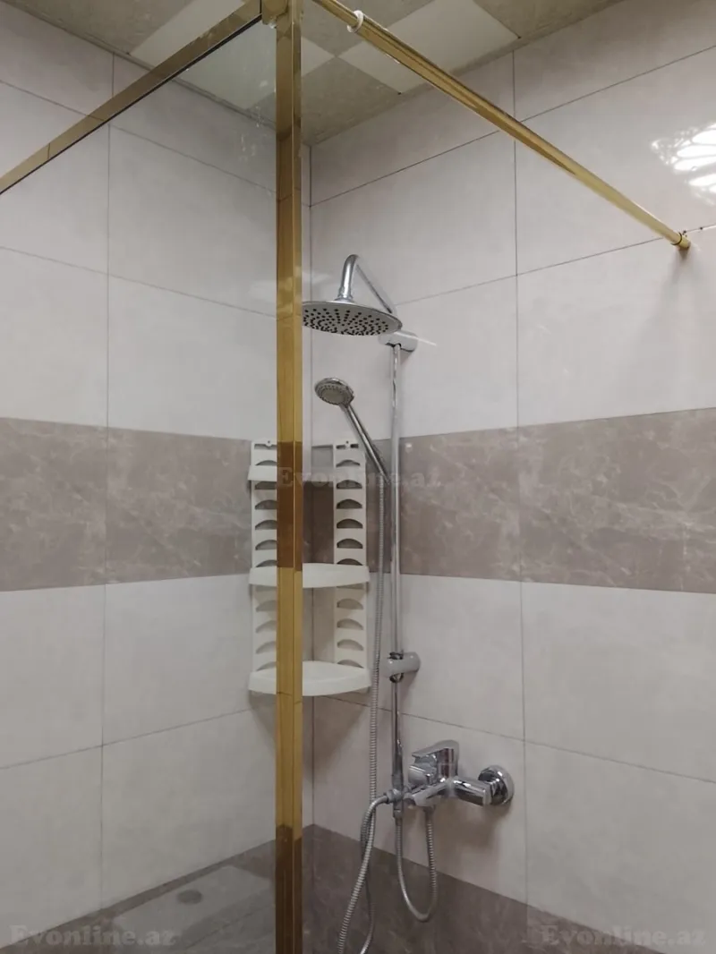 Satılır 3 otaqlı Mənzil Yeni tikili 70 m² Neftçilər m. - şəkil 13