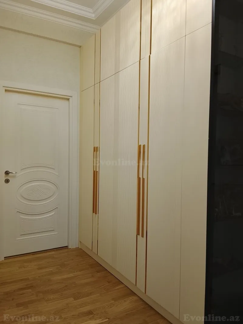 Satılır 3 otaqlı Mənzil Yeni tikili 70 m² Neftçilər m. - şəkil 15