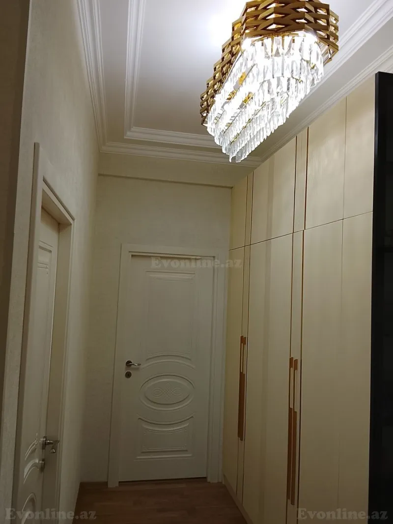 Satılır 3 otaqlı Mənzil Yeni tikili 70 m² Neftçilər m. - şəkil 17