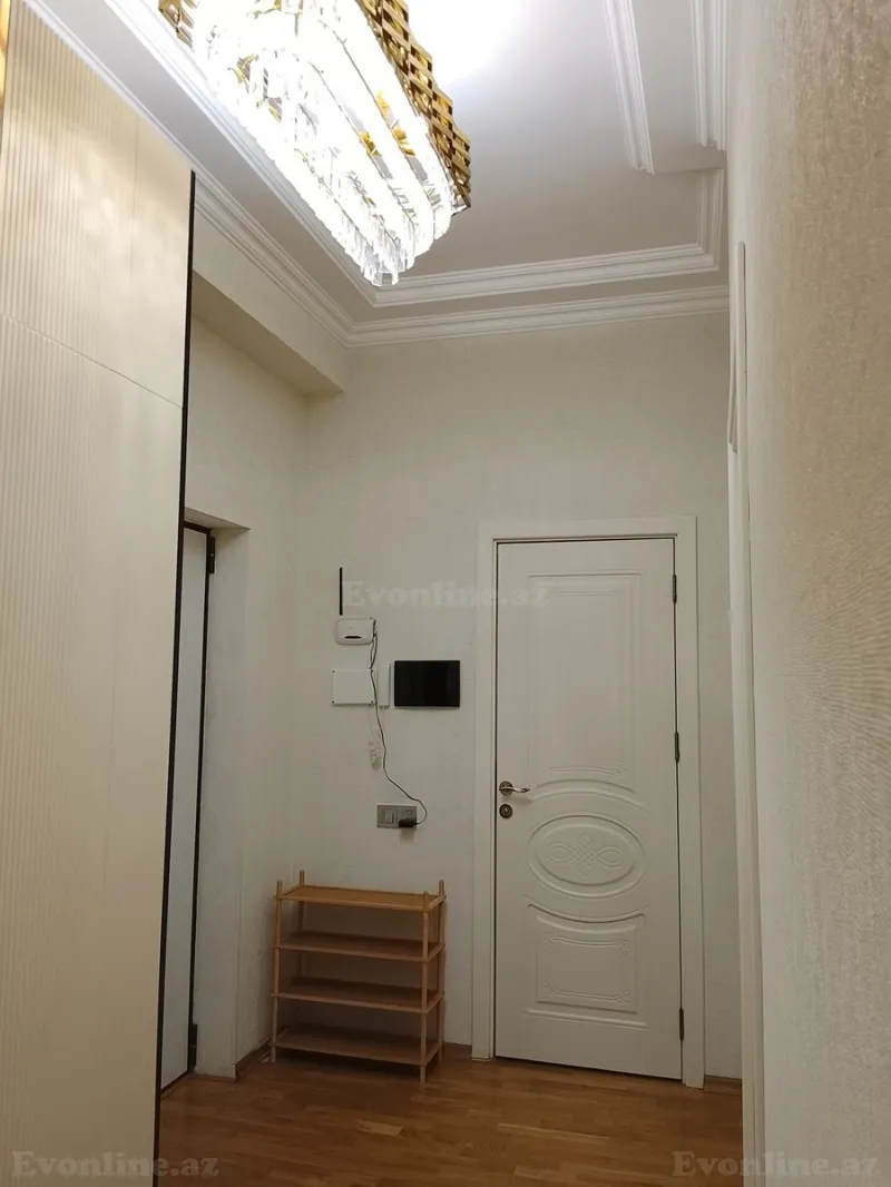 Satılır 3 otaqlı Mənzil Yeni tikili 70 m² Neftçilər m. - şəkil 18