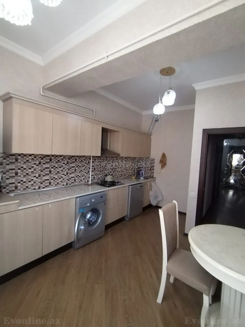 Kirayə verilir 2 otaqlı Mənzil Yeni tikili 65 m² Həzi Aslanov m. - şəkil 3