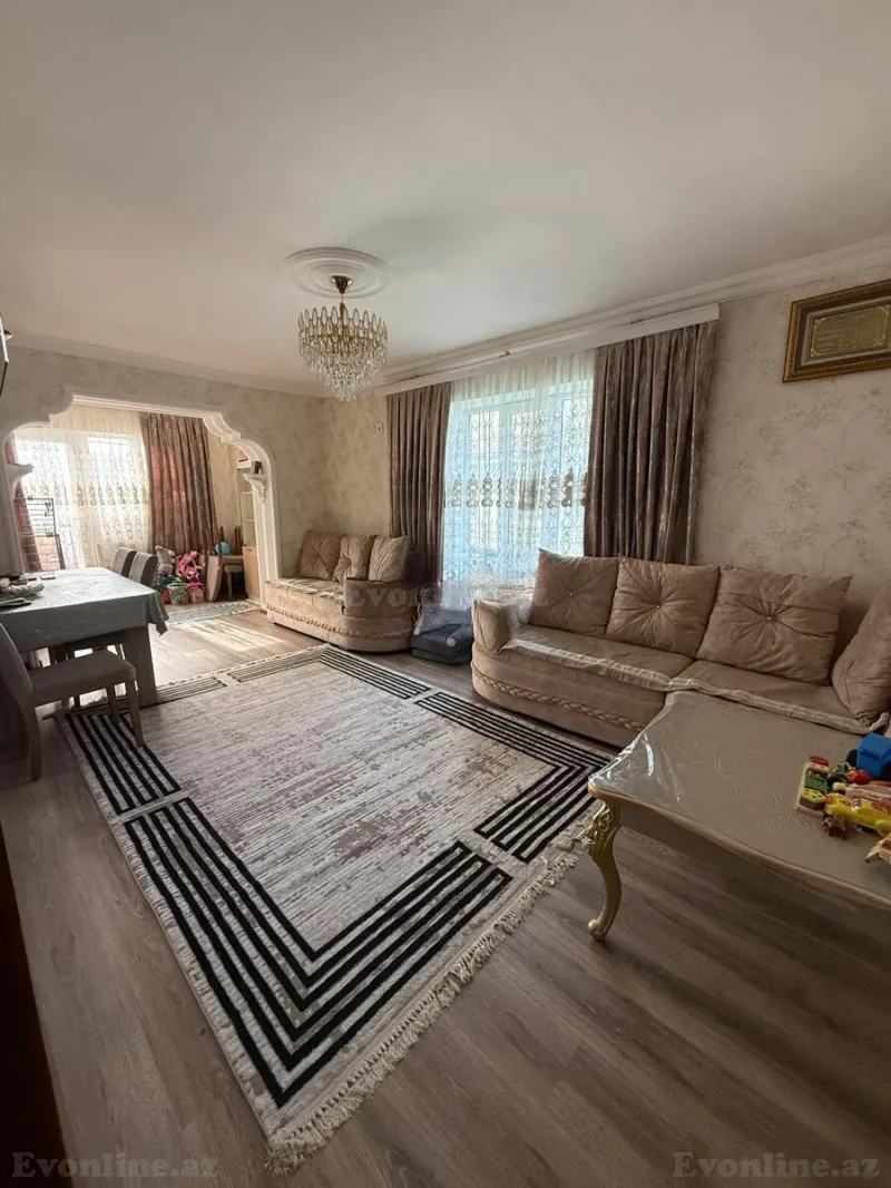 Satılır 4 otaqlı Mənzil Köhnə tikili 115 m² Yasamal r.