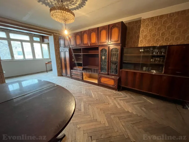Satılır 3 otaqlı Mənzil Köhnə tikili 80 m² Gənclik m. - şəkil 3