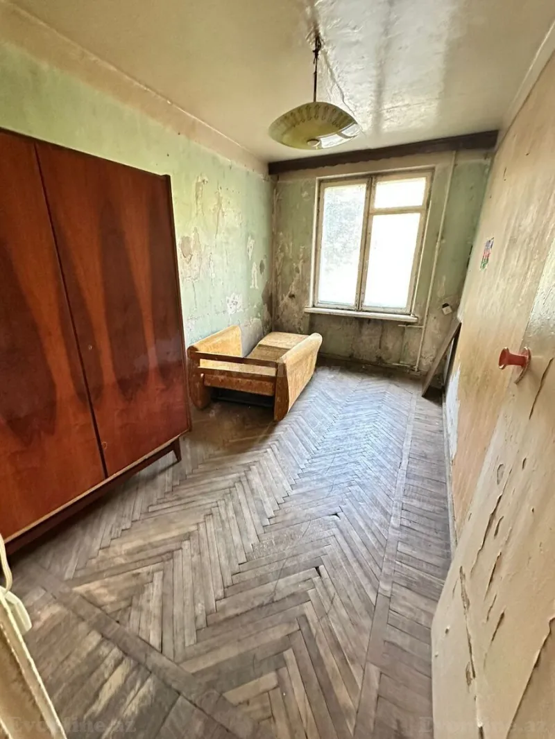 Satılır 3 otaqlı Mənzil Köhnə tikili 80 m² Gənclik m. - şəkil 5