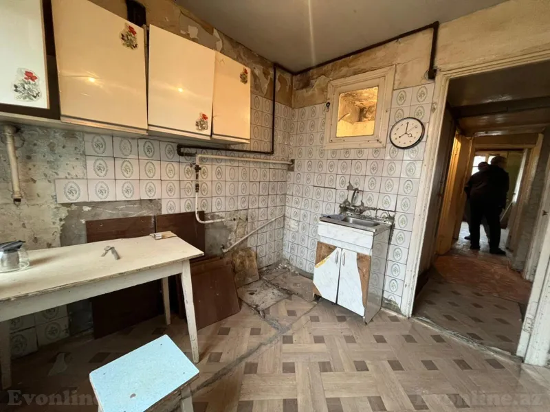 Satılır 3 otaqlı Mənzil Köhnə tikili 80 m² Gənclik m. - şəkil 13