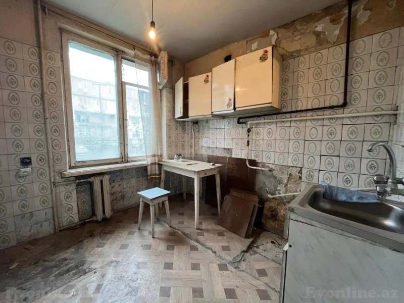 Satılır 3 otaqlı Mənzil Köhnə tikili 80 m² Gənclik m. - şəkil 15