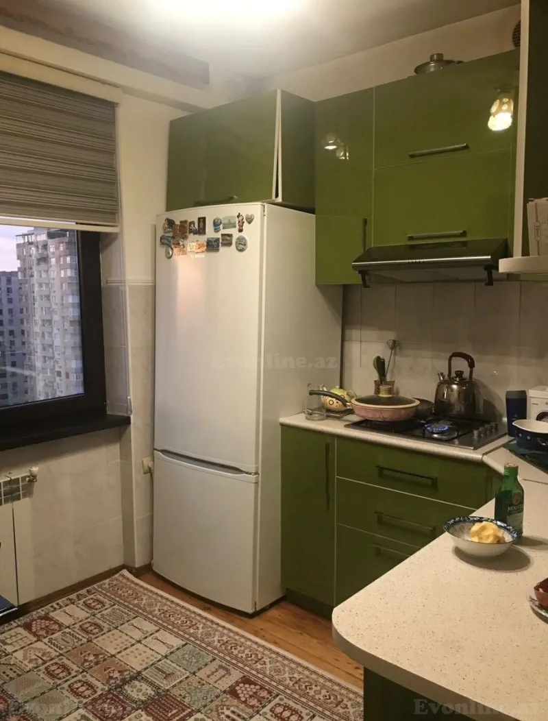 Satılır 3 otaqlı Mənzil Köhnə tikili 80 m² Əhmədli m. - şəkil 2