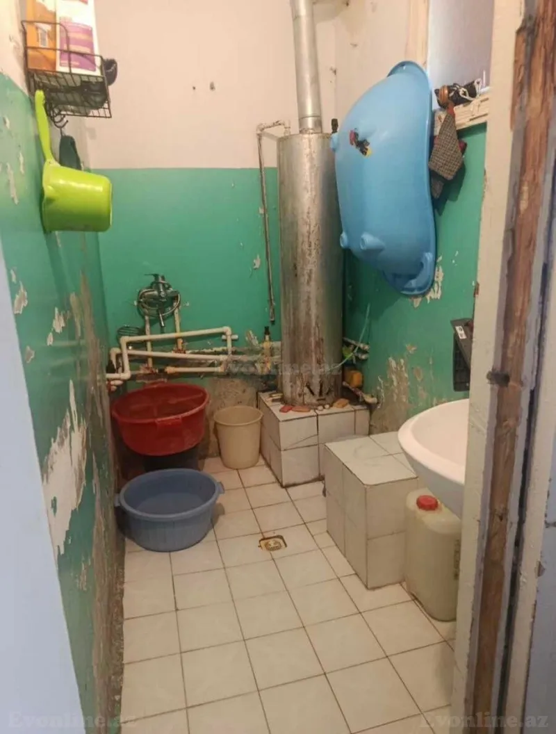 Satılır 2 otaqlı Mənzil Köhnə tikili 65 m² Həzi Aslanov m. - şəkil 6