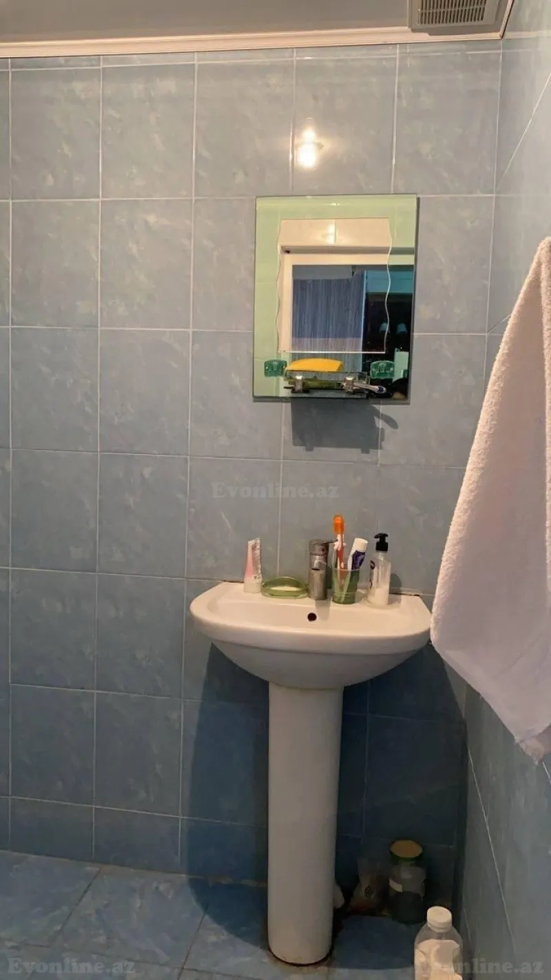 Kirayə verilir 2 otaqlı Mənzil Köhnə tikili 55 m² Elmlər Akademiyası m. - şəkil 4