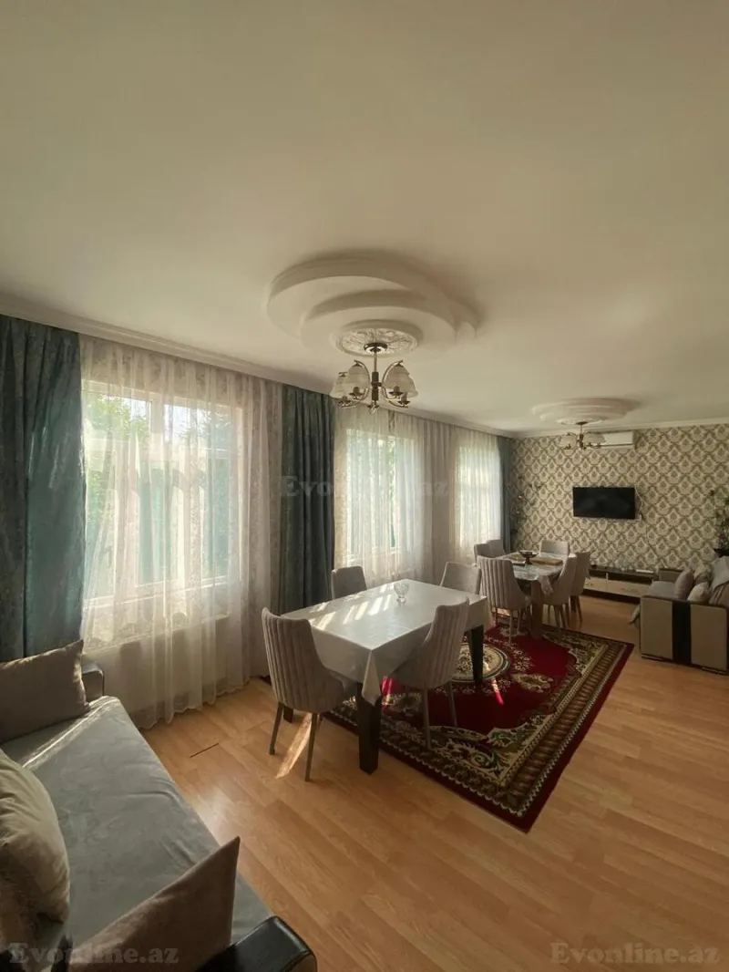 Kirayə verilir 4 otaqlı Həyət evi 220 m² Qəbələ