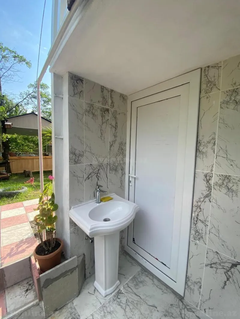 Kirayə verilir 4 otaqlı Həyət evi 220 m² Qəbələ - şəkil 7