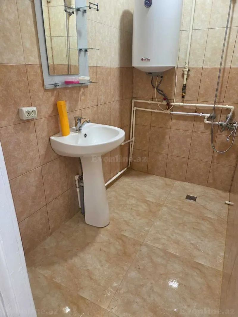 Kirayə verilir 3 otaqlı Mənzil Köhnə tikili 85 m² Azadlıq prospekti m. - şəkil 8
