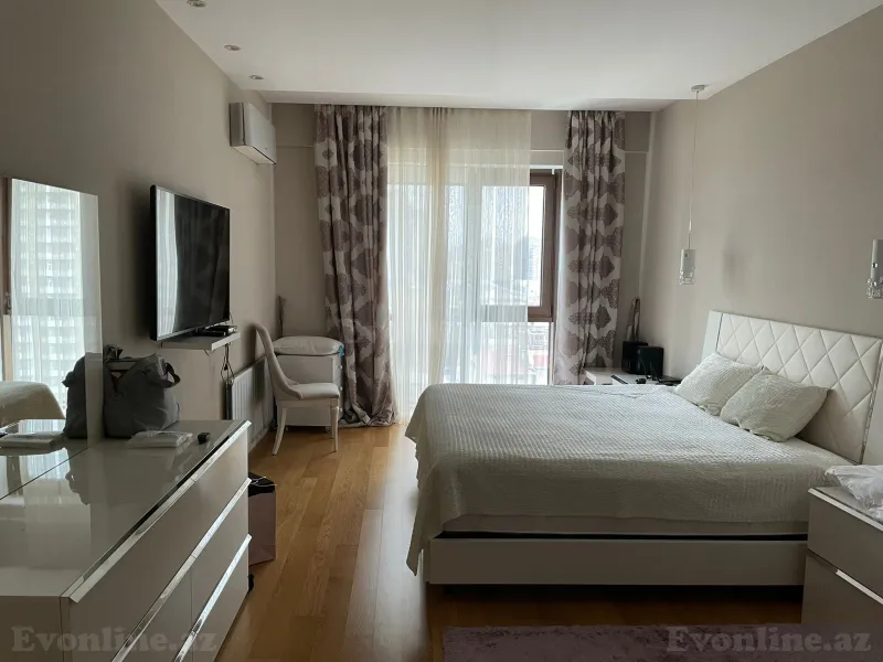 Kirayə verilir 3 otaqlı Mənzil Yeni tikili 180 m² Xətai r. - şəkil 2