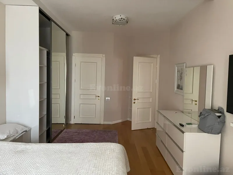 Kirayə verilir 3 otaqlı Mənzil Yeni tikili 180 m² Xətai r. - şəkil 7