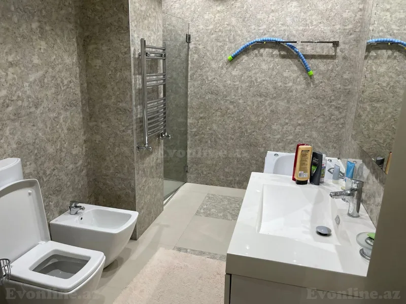 Kirayə verilir 3 otaqlı Mənzil Yeni tikili 180 m² Xətai r. - şəkil 10