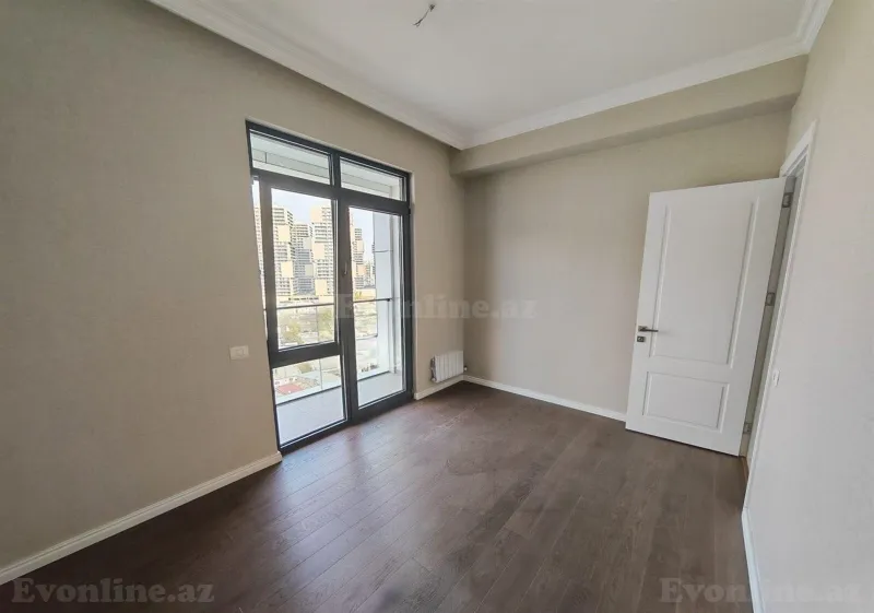Satılır 3 otaqlı Mənzil Yeni tikili 110 m² İnşaatçılar m. - şəkil 5